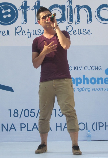 Và Dương Trần Nghĩa cháy hết mình trên sân khấu