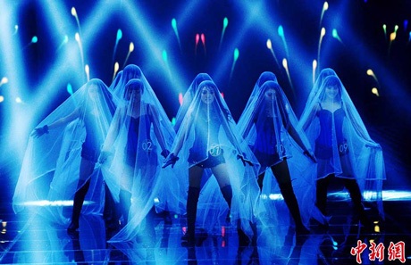 Ngắm những hoạt náo viên TQ trẻ trung, xinh đẹp - 13 Vũ Phong