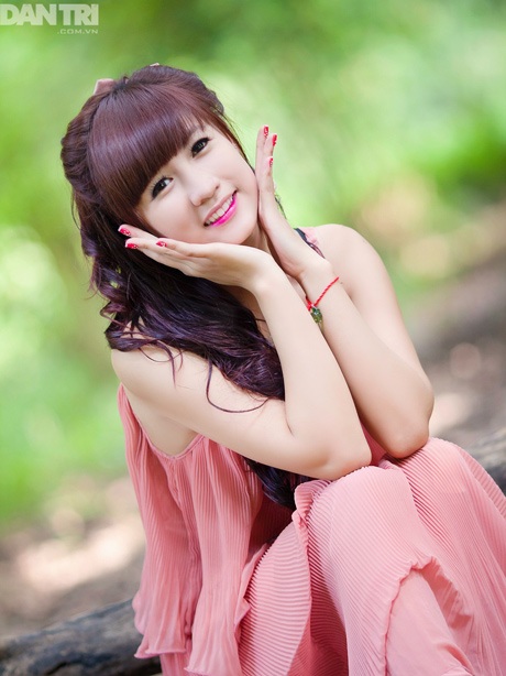 Nữ sinh trong veo, xinh xắn trong “Cổ tích vườn chiều” - 2 Hoàng Dung