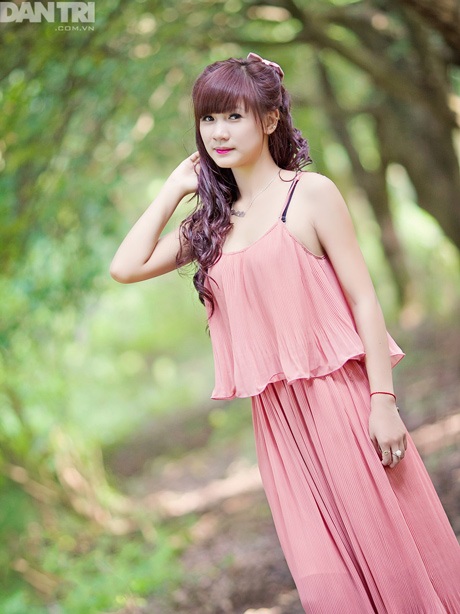 Nữ sinh trong veo, xinh xắn trong “Cổ tích vườn chiều” - 4 Hoàng Dung