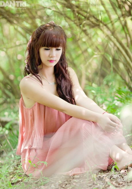 Nữ sinh trong veo, xinh xắn trong “Cổ tích vườn chiều” - 5 Hoàng Dung