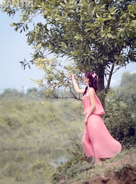 Nữ sinh trong veo, xinh xắn trong “Cổ tích vườn chiều” - 6 Hoàng Dung