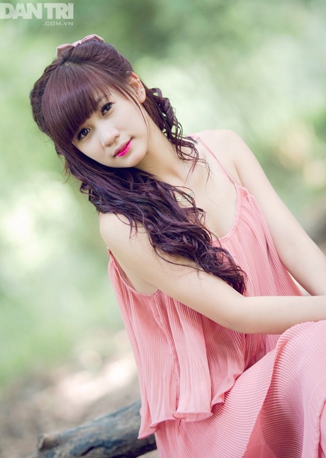 Nữ sinh trong veo, xinh xắn trong “Cổ tích vườn chiều” - 9 Hoàng Dung