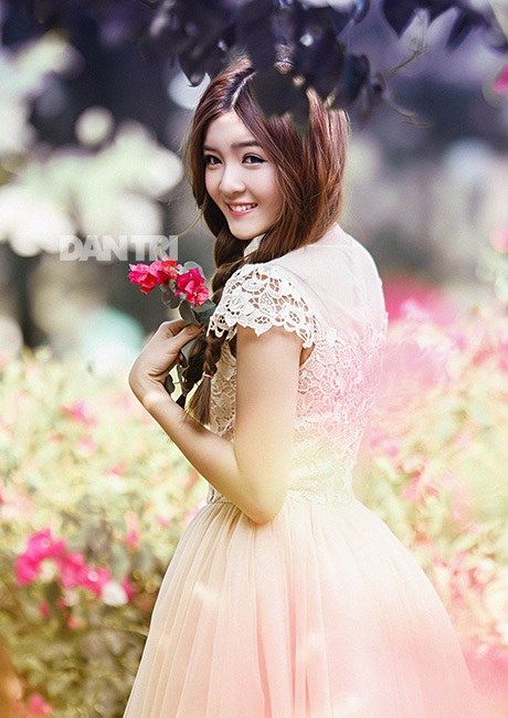 Lilly Luta bật mí cách sống “đẹp” trong giới hot girl - 7 Mai Châm