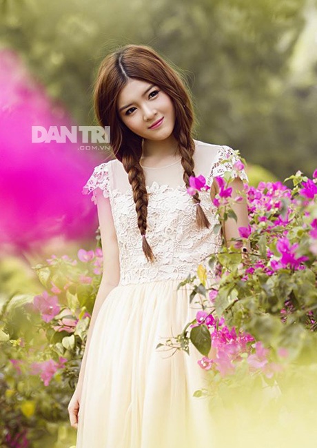 Lilly Luta bật mí cách sống “đẹp” trong giới hot girl - 9 Mai Châm