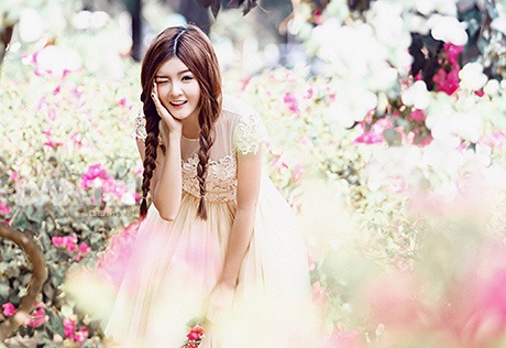 Lilly Luta bật mí cách sống “đẹp” trong giới hot girl - 3 Những thị phi trong giới hot teen, hot girl không phải ít. Làm cách nào để bạn hòa hợp được