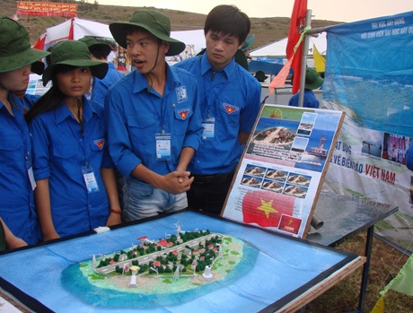 Ảnh Mô hình giáo dục về biển đảo đầu tiên trong trường học ở Quảng Nam