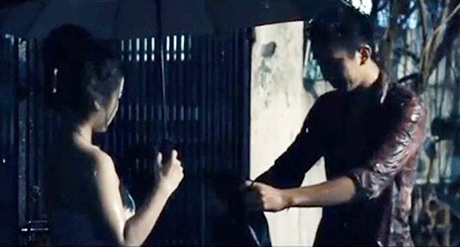 Xúc động clip chuyện tình chàng sinh viên nghèo - 2 Mai Châm