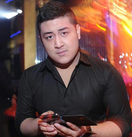 Tiết lộ bất ngờ về chàng Tây xăm trổ, hát hay làm mê mẩn dân mạng - 5 Anh rất yêu mến và muốn gắn bó với Việt Nam