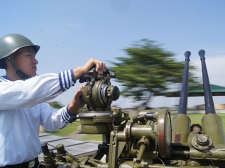 Cận cảnh Hải quân đánh bộ đánh chiếm mục tiêu