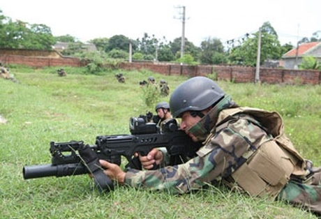 Một trong các loại súng hiện đại IMI Galatz của Israel trang bị cho hải quân đánh bộ