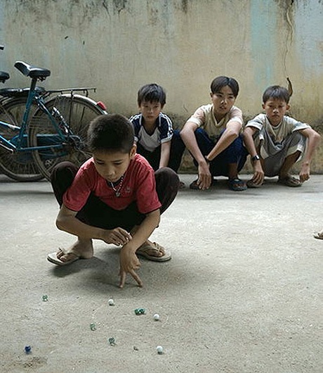Những trò chơi dân gian thấm sâu trong ký ức tuổi thơ - 3 Những trò chơi dân gian thấm sâu trong ký ức tuổi thơ
