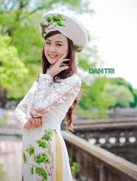 Hoa khôi sinh viên hóa nàng công chúa quý phái - 4 Hoàng Dung
