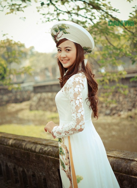 Hoa khôi sinh viên hóa nàng công chúa quý phái - 13 Hoàng Dung