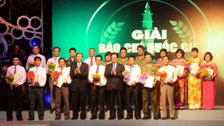 Phát biểu của Thủ tướng tại Lễ trao Giải Báo chí quốc gia