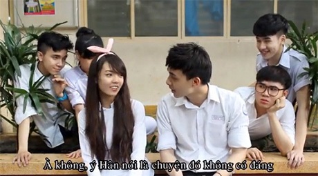 Clip thầy điển trai Khắc Hiếu chỉ vẽ học trò yêu đúng cách