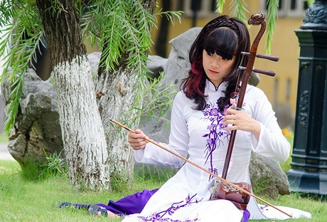 Chibi Hoàng Yến mặc áo dài, đánh đàn thi đại học - 1 Chibi Hoàng Yến mặc áo dài, đánh đàn thi đại học