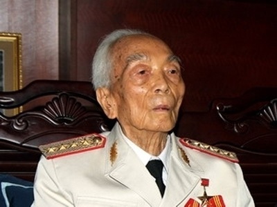 Chủ tịch Quốc hội chúc thọ Đại tướng Võ Nguyên Giáp - 1 Đại tướng Võ Nguyên Giáp. (Ảnh: Nguyễn Dân/TTXVN)