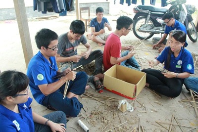 Ngôi nhà kết nối vạn niềm vui - 1 Mọi mệt nhọc đều tan biến trong không khí bạn bè