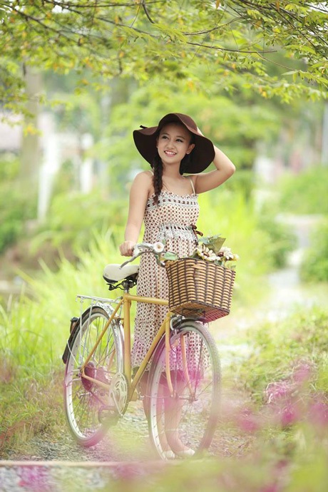 Nữ MC “Ong vàng” tuổi 16 nhí nhảnh bật mí chuyện nghề - 4 Hoàng Dung