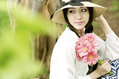 Nữ sinh Sài thành tinh khôi trong nắng thu - 3 Hoàng Dung