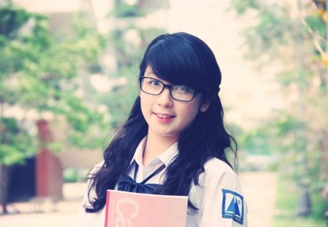 Chi “Mèo ú” - Cô nữ sinh trường Ams đa tài - 1 Nguyễn Kim Chi – Cô nàng Amser xinh xắn, đa tài