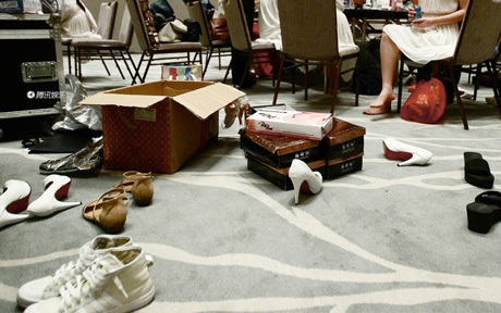 Với những cô gái trẻ, việc ăn uống chớp nhoáng, qua loa