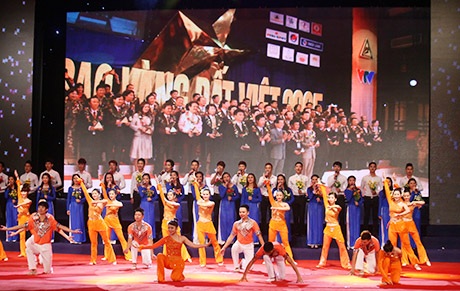 Bài ca Sao vàng Đất Việt đồng hành cùng giải thưởng tròn 10 năm tuổi