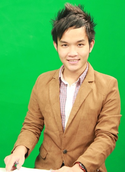 Chàng MC đa tài có chất giọng “lạ tai” trường Báo - 3 Chàng cán bộ Đoàn “nhiều cái nhất” của trường Báo