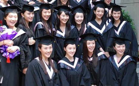 Top 10 trường ĐH Trung Quốc quy tụ nhiều mỹ nữ nhất - 8 Với đặc thù chuyên ngành nghệ thuật, biểu diễn,