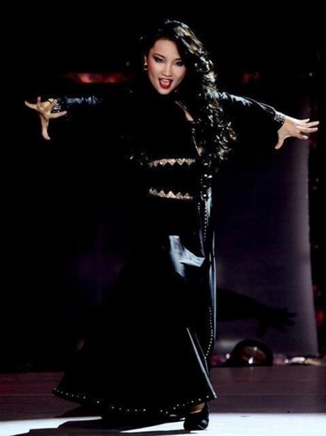 Gặp cô nàng dancesport 9X tài sắc