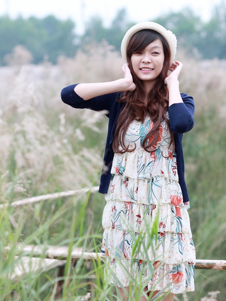 Nữ sinh 1m75 khoe dáng xinh tươi tuổi 18 - 3 Hoàng Dung