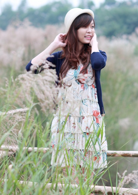 Nữ sinh 1m75 khoe dáng xinh tươi tuổi 18 - 6 Hoàng Dung