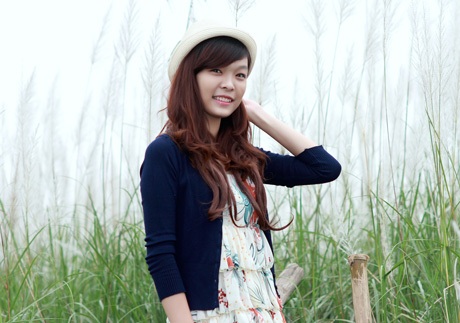 Nữ sinh 1m75 khoe dáng xinh tươi tuổi 18 - 4 Hoàng Dung