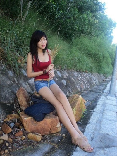 Những "hotgirl" nổi tiếng với nghệ thuật body painting - 4 Thy Na giản dị giữa đời thường
