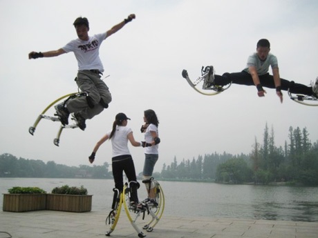 Cà kheo nhún - Thú chơi mới của giới trẻ Hà Thành - 3 Cà kheo nhún - Thú chơi mới của giới trẻ Hà Thành