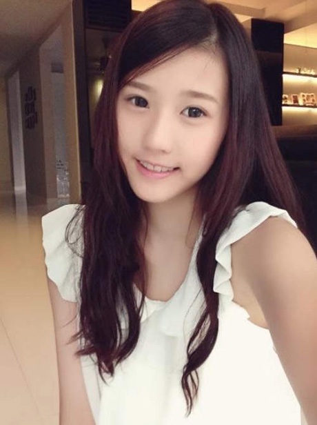 Ngắm nữ sinh tuổi 17 xinh đẹp, nổi tiếng tại Malaysia - 11 Vũ Phong