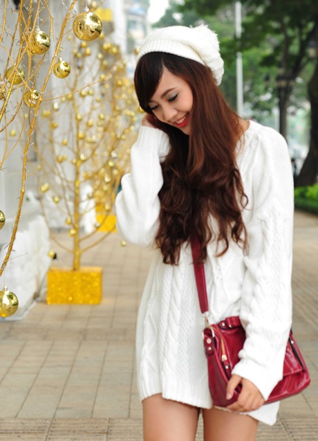 Hoa khôi sinh viên TPHCM xinh tươi đón Noel - 4 Hoàng Dung