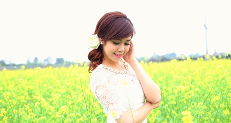 Ngắm Á khôi Imiss xinh tươi giữa “thảm” cải vàng - 10 Hoàng Dung