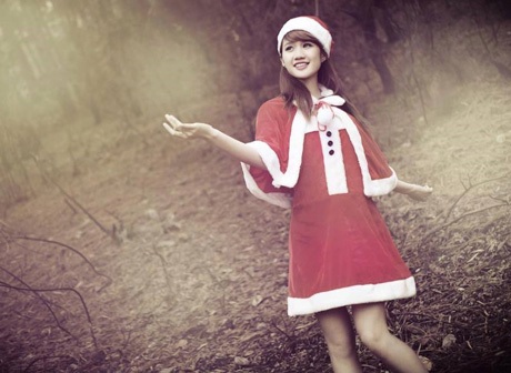 Bí quyết “bỏ túi” để thiếu nữ có bộ ảnh Noel xinh lung linh - 4 Hoàng Dung