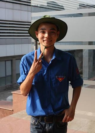 Nỗi niềm “mì chính cánh” giữa vương quốc nữ giới - 1 Hải Phong – chàng sinh viên khoa Kế toán, Học viên Bưu chính
