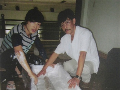 Chủ nhân ngà voi cổ hóa thạch giá 2 triệu đô - 3 Phục dựng ngà voi hóa thạch.