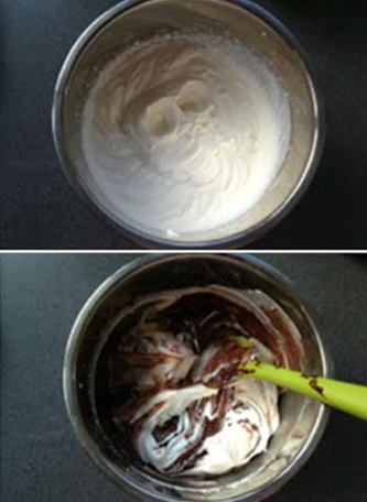 Hướng dẫn làm chocolate chân dung độc đáo tặng “người ấy” - 2 Cho kem tươi vào nồi đun thật nhỏ lửa cho đến khi sôi thì tắt bếp.