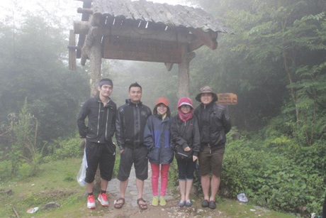 Nhóm bạn của Hùng Chiến trên quãng đường chinh phục Suối Vàng - Sapa