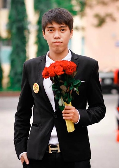 Chia sẻ của sinh viên năm cuối trước "ngưỡng cửa" năm mới - 4 Cô nữ sinh năm cuối báo chí này lại khá lo lắng về công việc trước mắt: “Sắp bước vào
