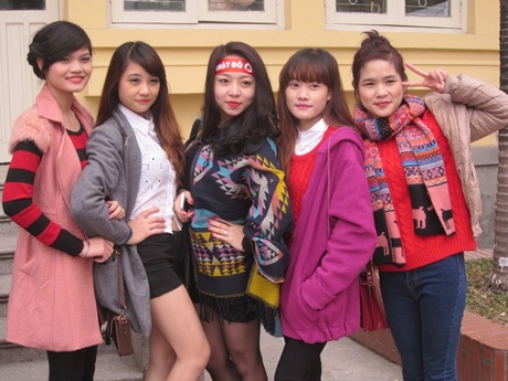 Á hậu Dương Tú Anh cùng ngàn bạn trẻ hiến máu tại “Chủ nhật Đỏ” - 12 Nhiều bạn nữ xinh đẹp tích cực tham gia “Chủ nhật đỏ”