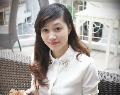 Người mẫu quảng cáo - Nghề “hot” mùa Tết - 2 Nhiều bạn trẻ tranh thủ làm thêm PG dịp cuối năm để có thêm thu nhập cho Tết.