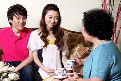 Dở khóc dở cười dịch vụ “cho thuê người yêu” dịp lễ Tết - 2 Dở khóc dở cười dịch vụ “cho thuê người yêu” dịp lễ Tết