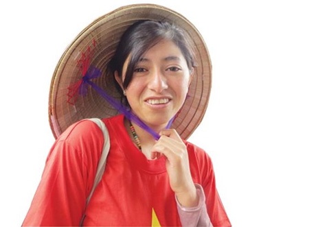 Người con tha hương trước gian hàng Việt ở Ecuador - 2 Carcelen.