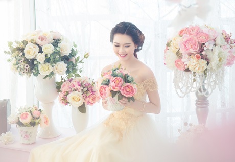 Nữ sinh Hàng không tuổi 19 xinh tươi khoe sắc thắm - 4 Hoàng Dung